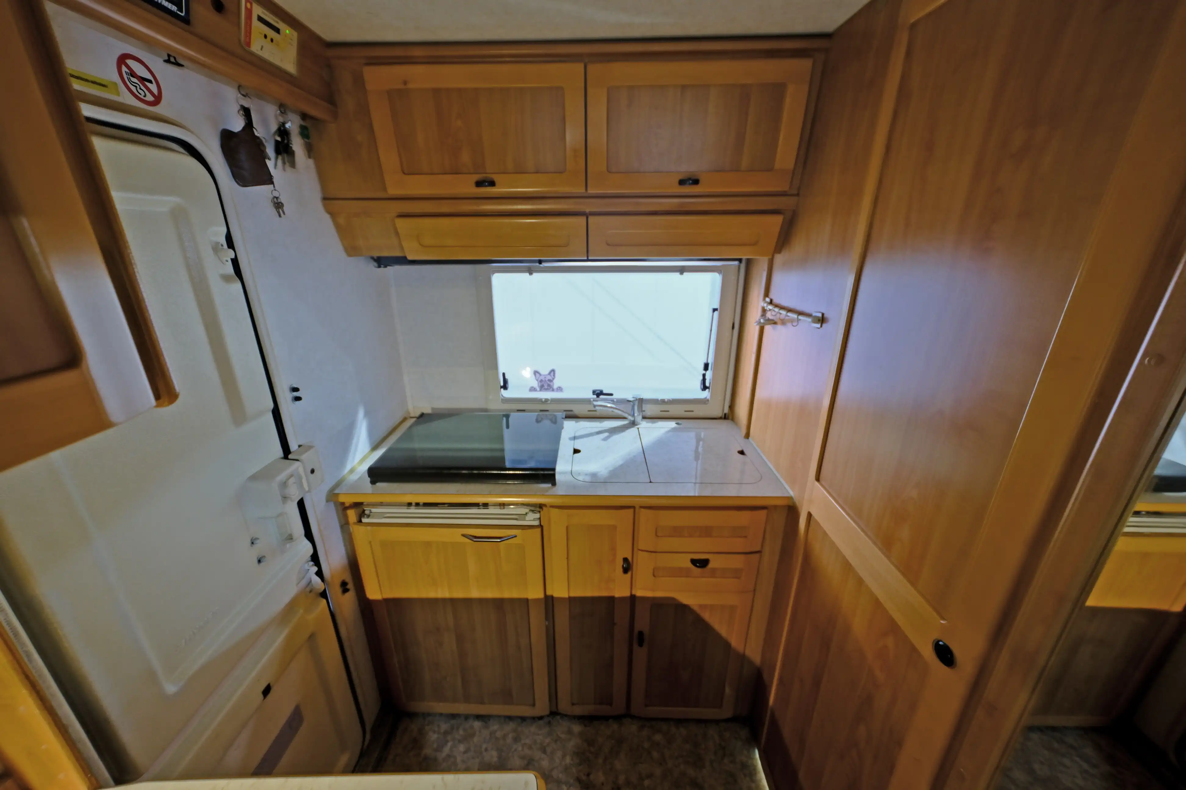 HYMER-ERIBA B 584